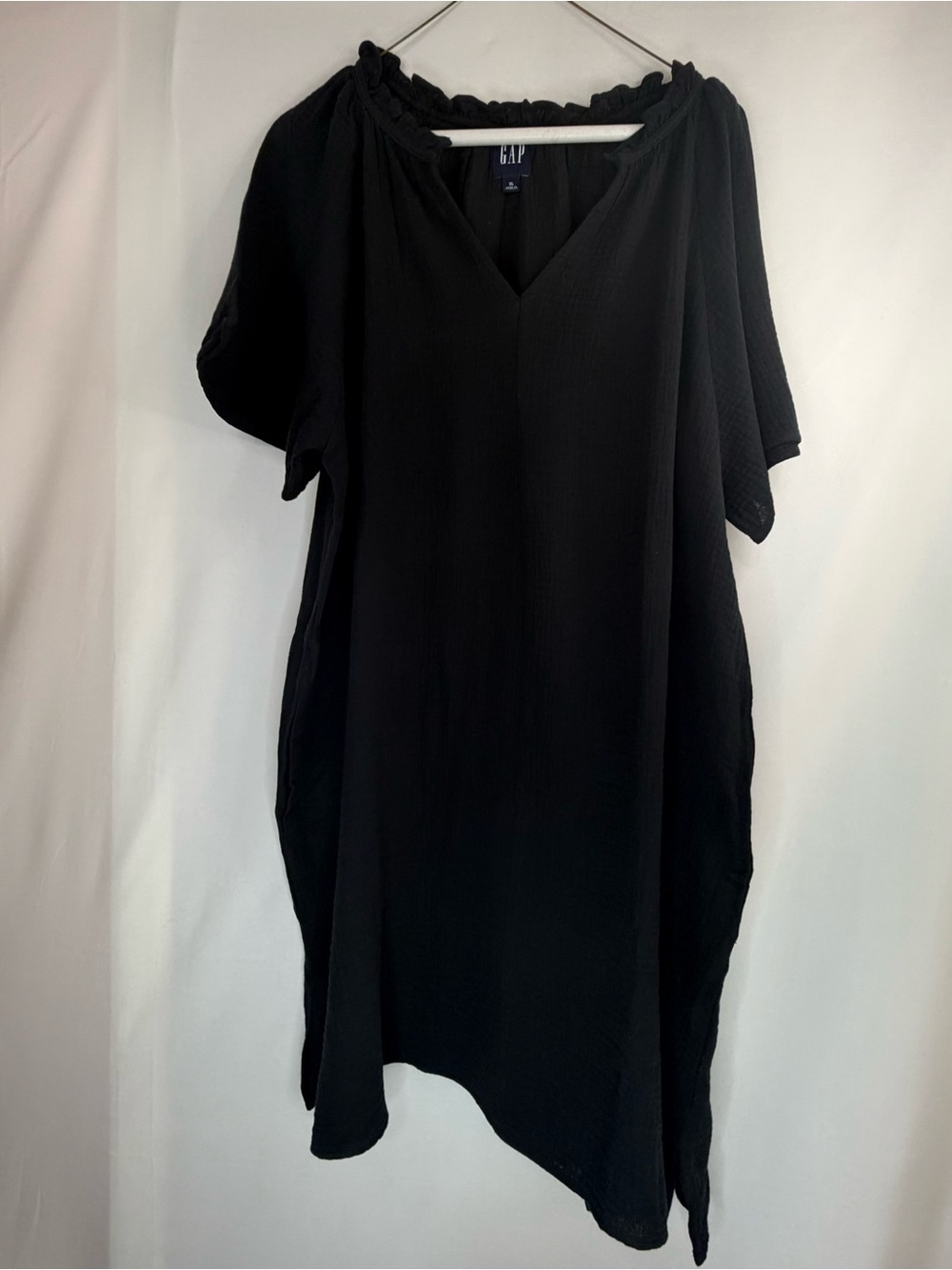 GAP Black Gauze Dress Various Sizes Flutter Sleeve Split Neck - Pockets